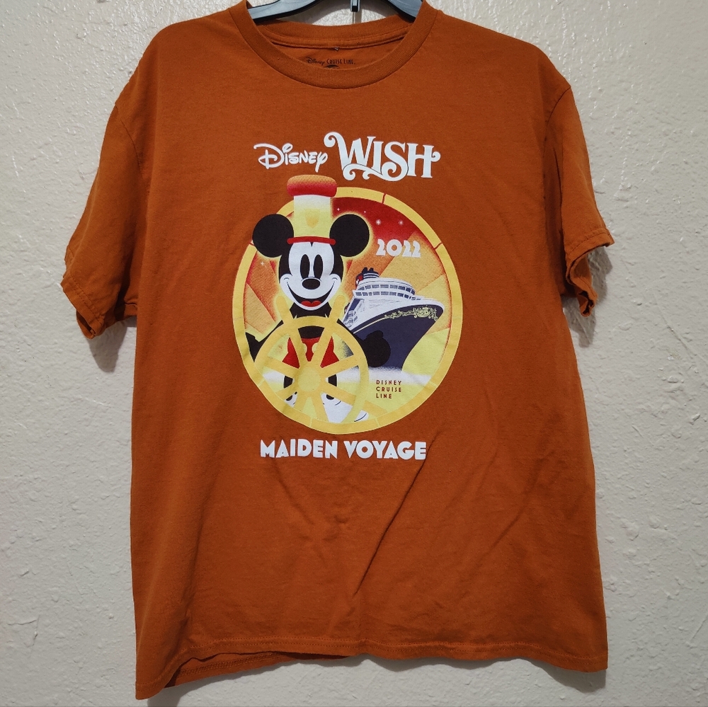Disney Wish 2022 Maiden Voyage T - L